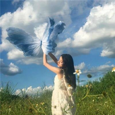 打开玉盒时海报
