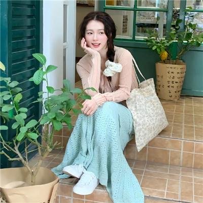 沟通与谎言海报